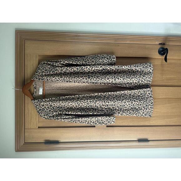 Abercrombie & Fitch Soft A&F Leopard Animal Print Duster Cardigan Women Size XS​ - Picture 2 of 12